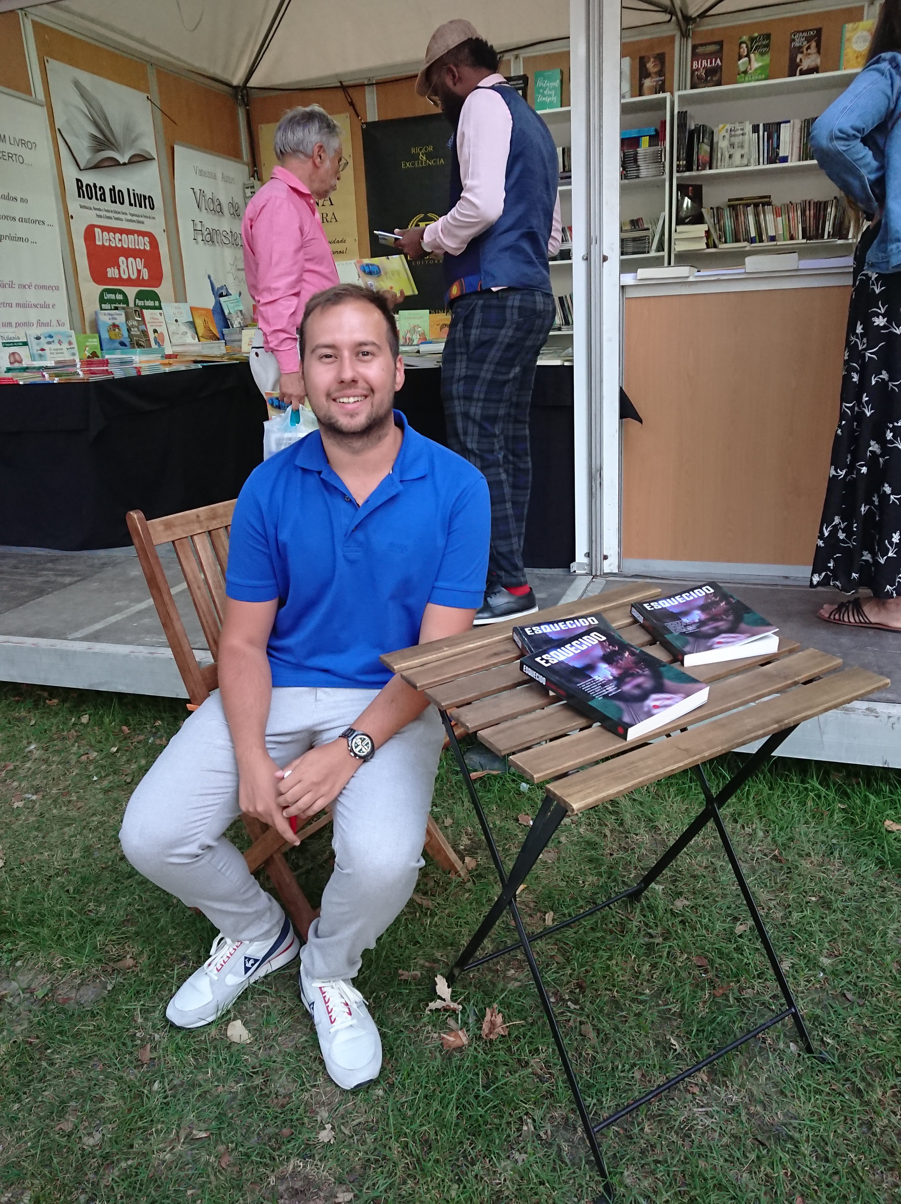 DSCPDC_0001_BURST20180907190015152_COVER