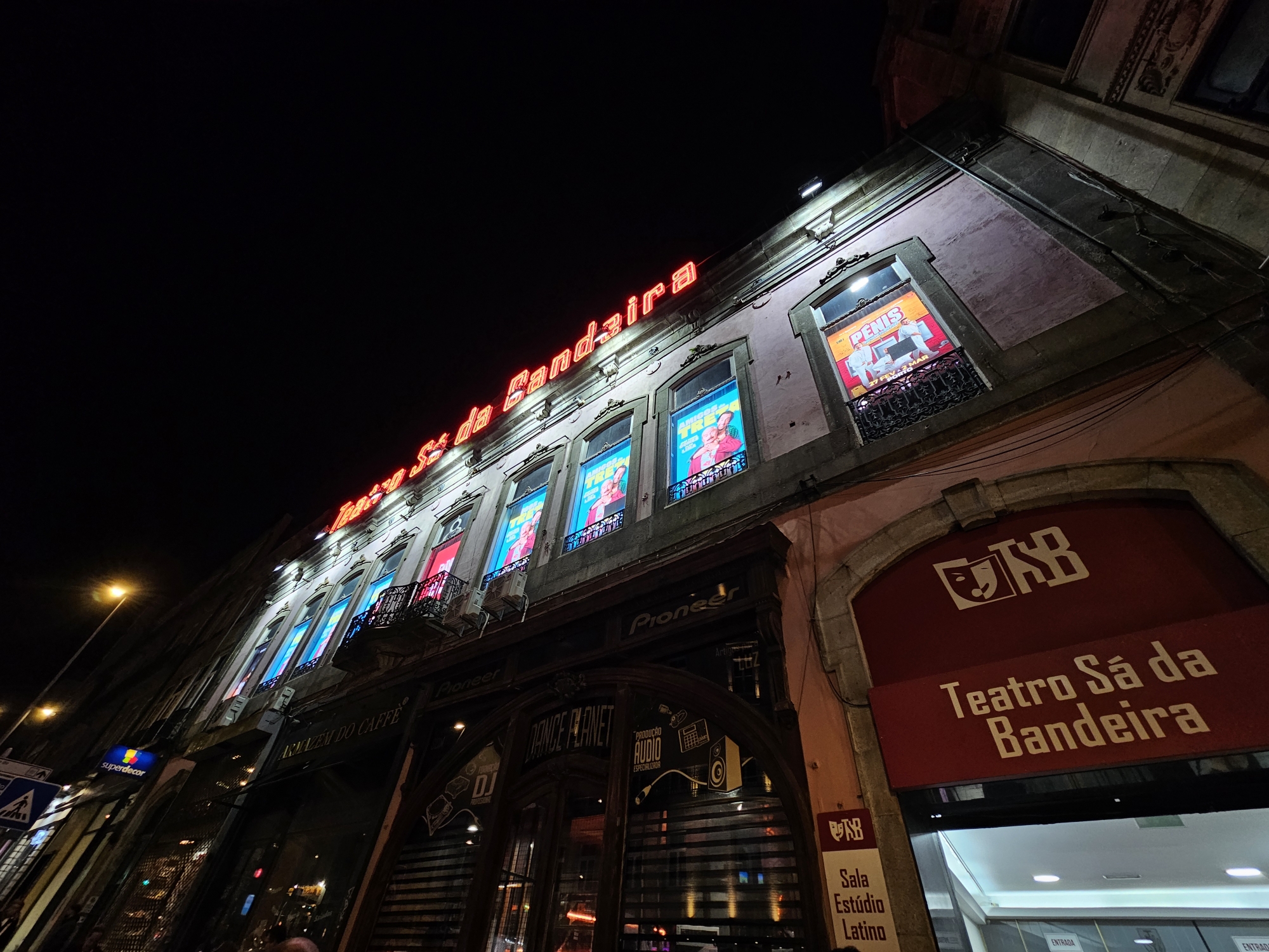 Pénis – Uma espécie de musical